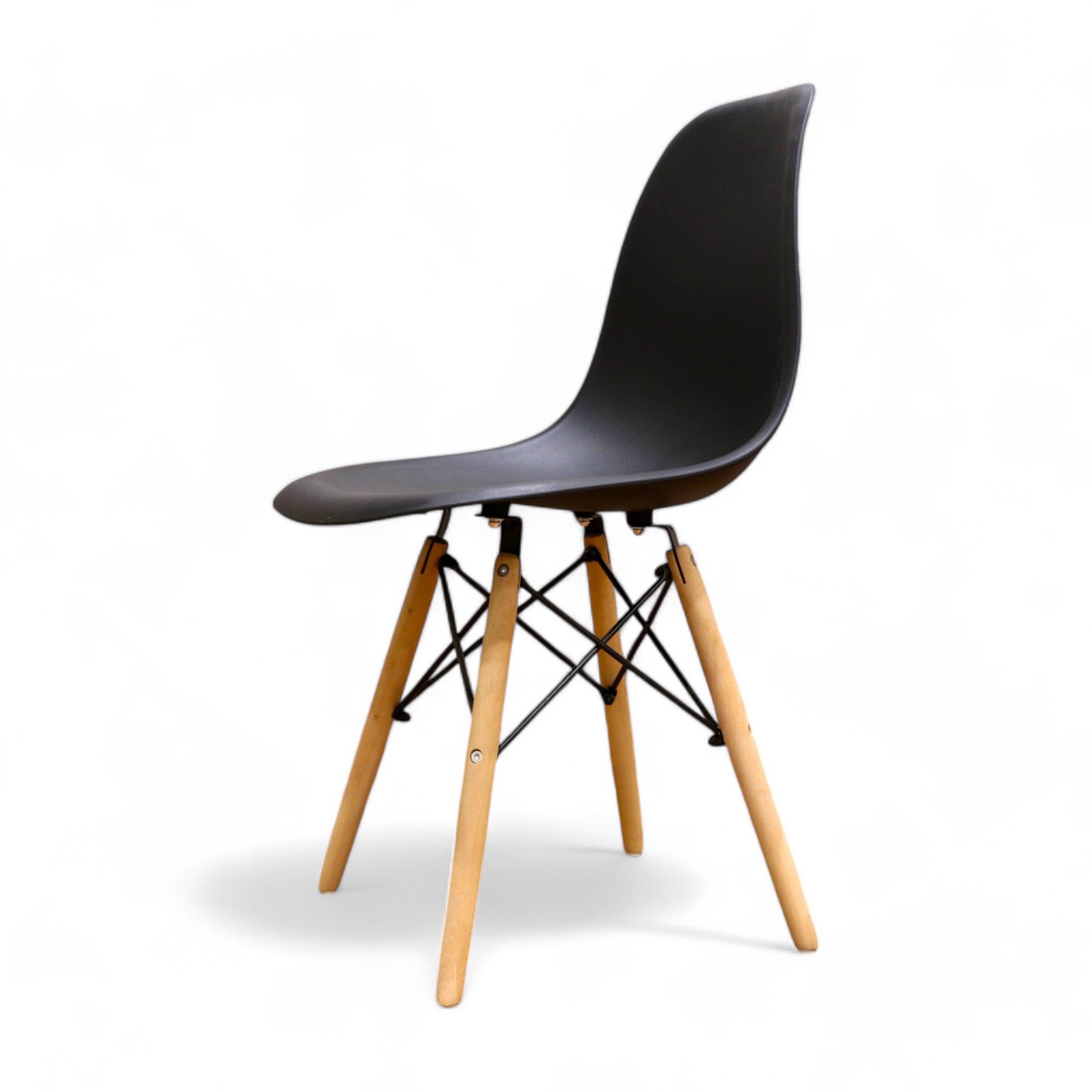 เก้าอี้อาหาร เก้าอี้พลาสติก "มัสแตง MUSTANG "