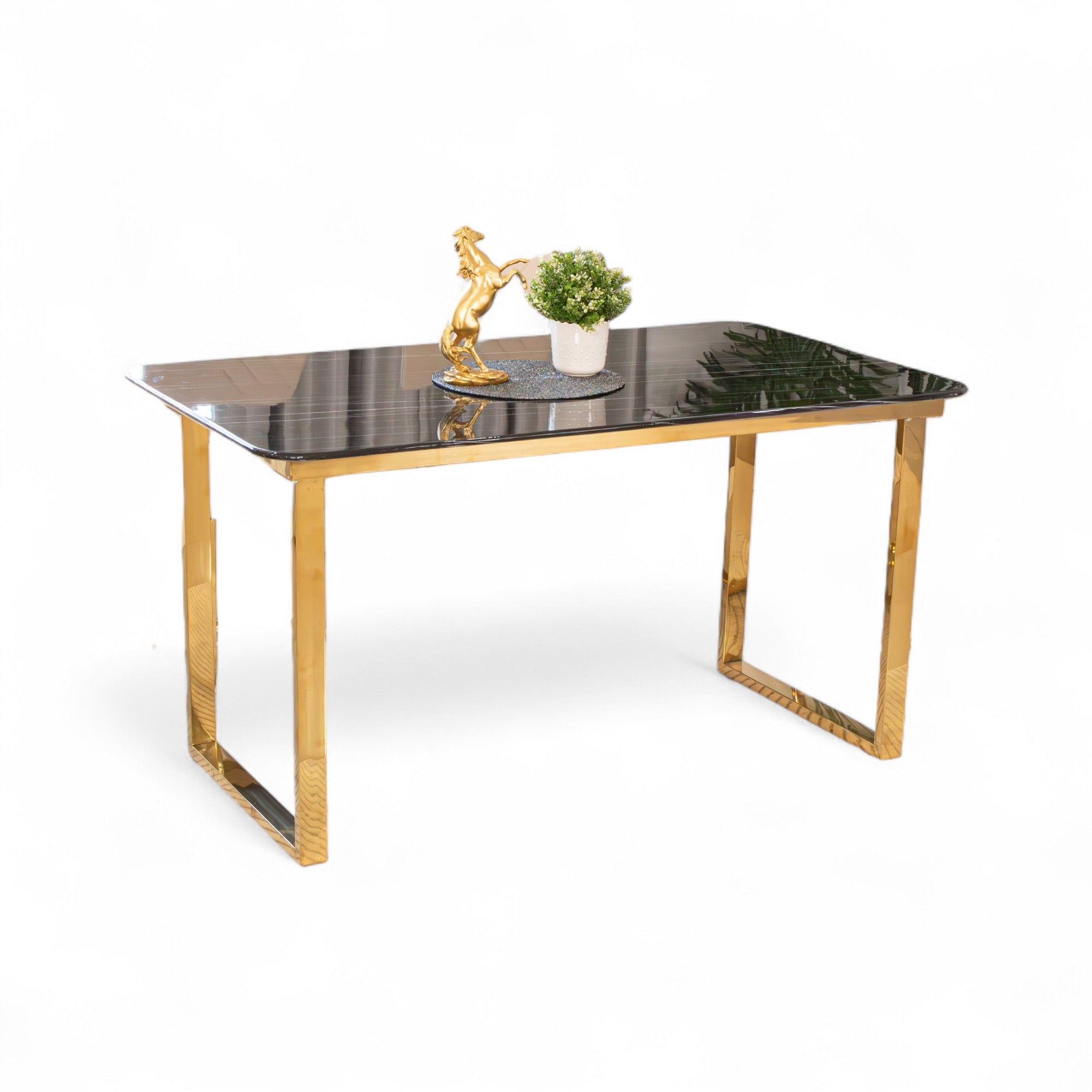 โต๊ะอาหาร รุ่น แคทเธอลีน Katherine