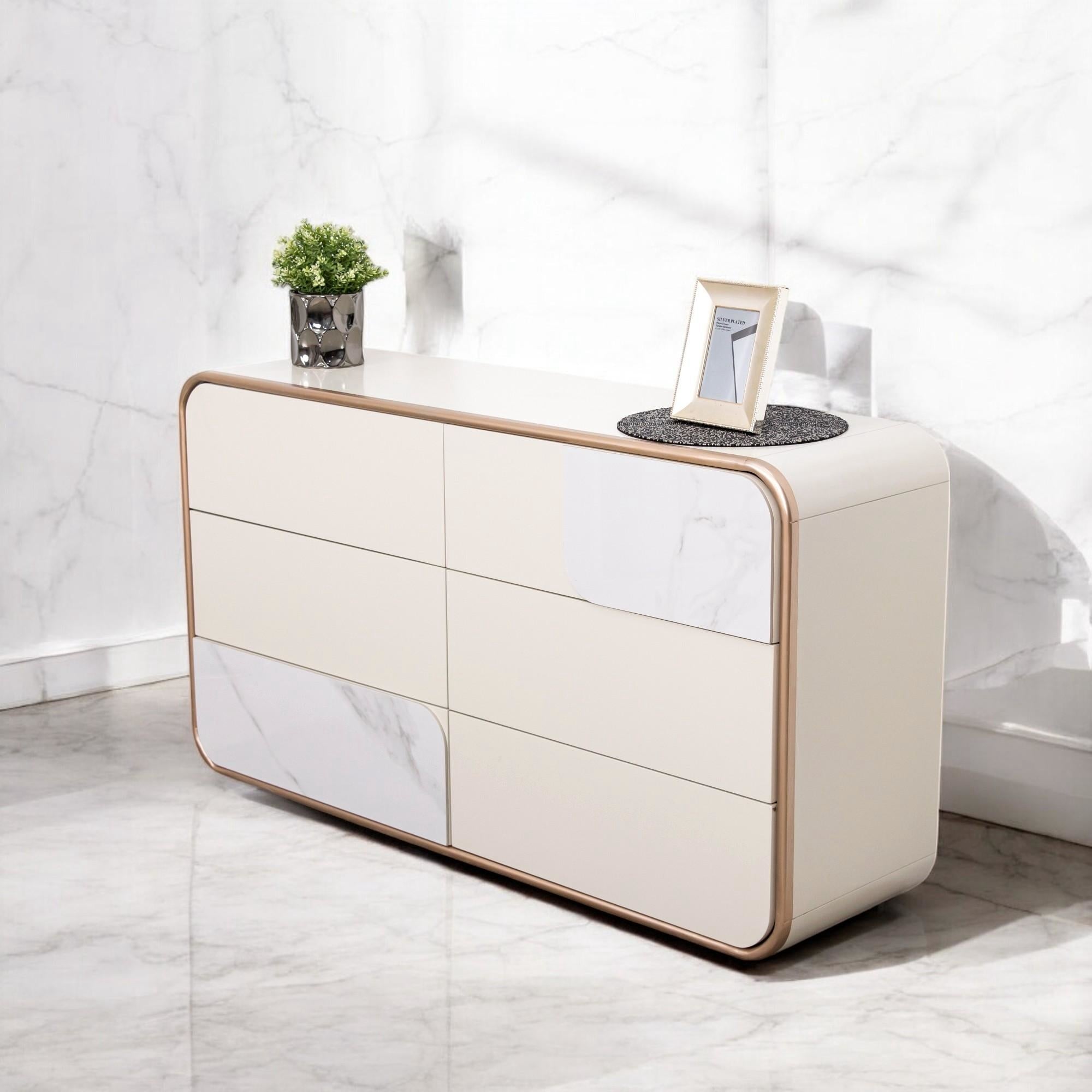 ตู้ไซด์บอร์ด ฟรีเซีย FREESIA  – สวย หรู จุของได้เยอะ