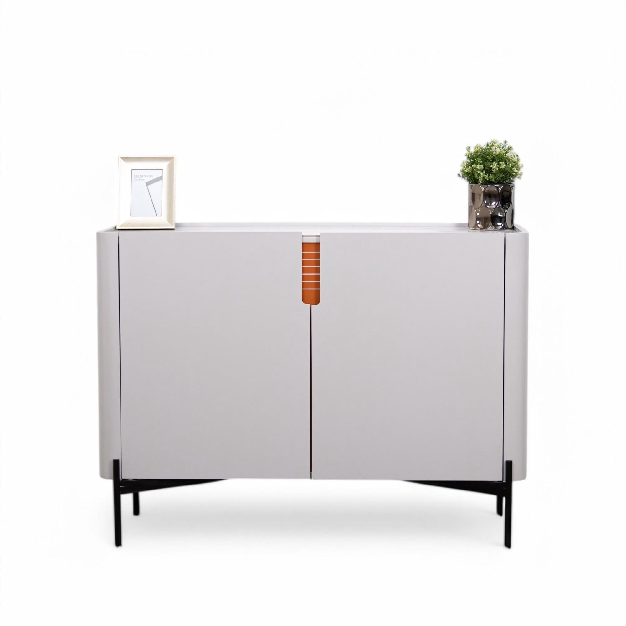 ตู้ไซด์บอร์ด พีโอนี่ PEONE – หรูหรา ทันสมัย ใช้งานได้หลากหลาย