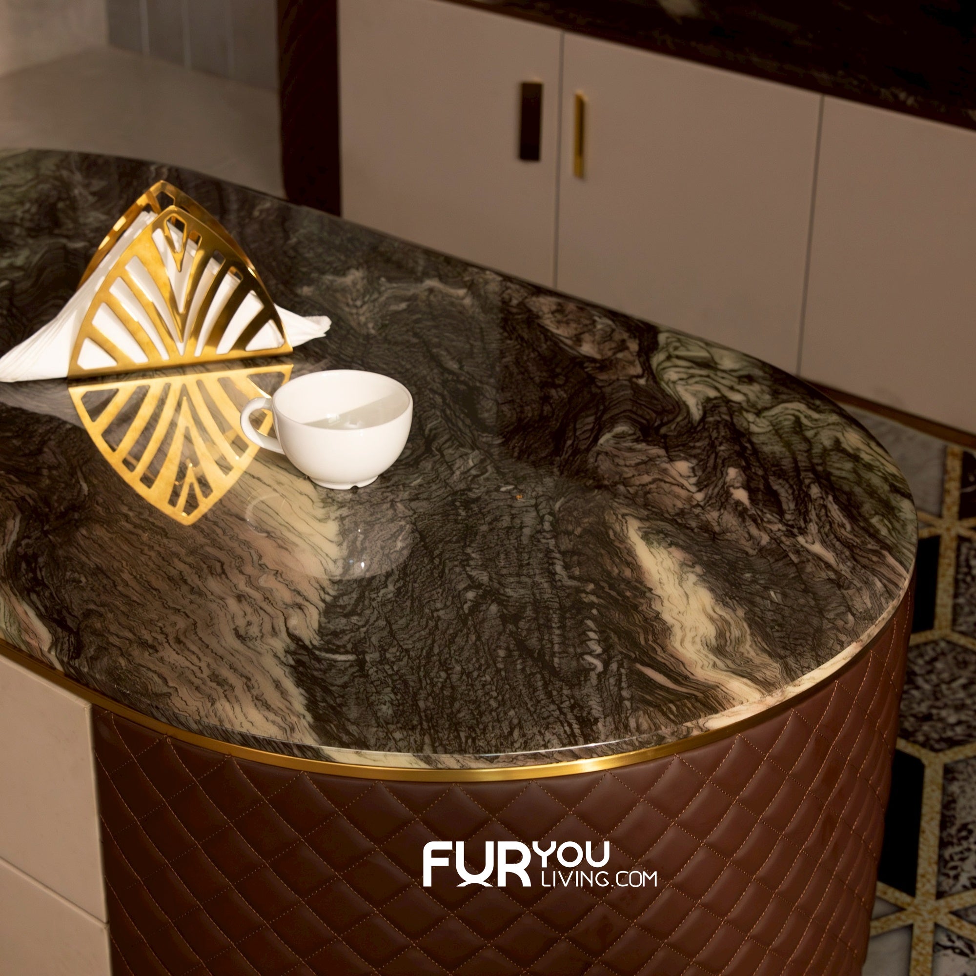 โต๊ะกลางหินอ่อน รุ่น แพททริเซีย PATRICIA