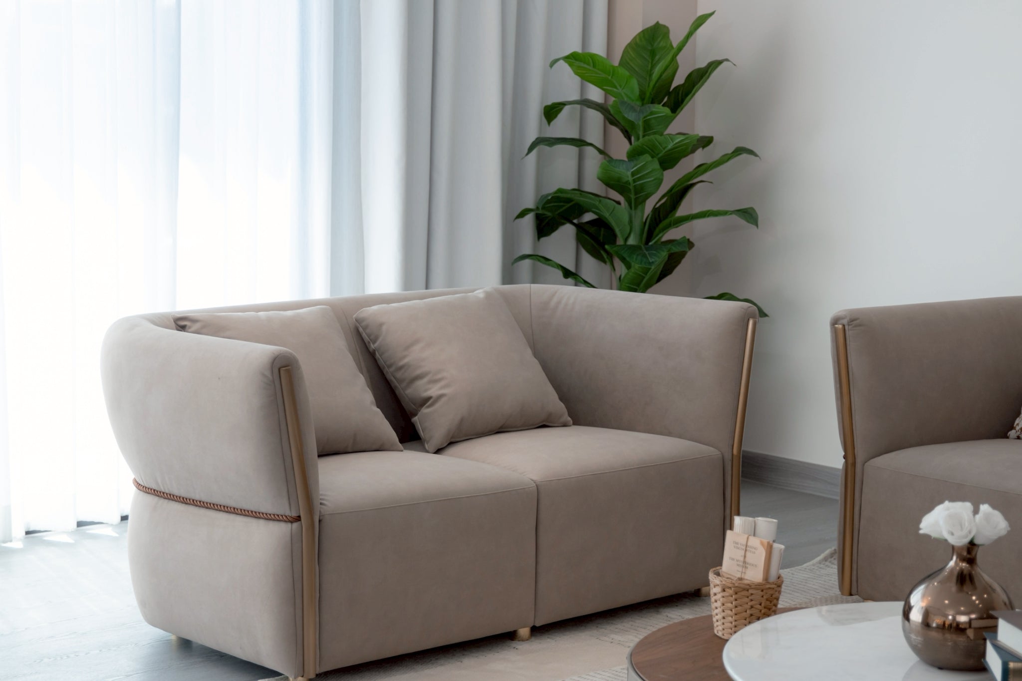 โซฟา modern luxury รุ่น SOVANA