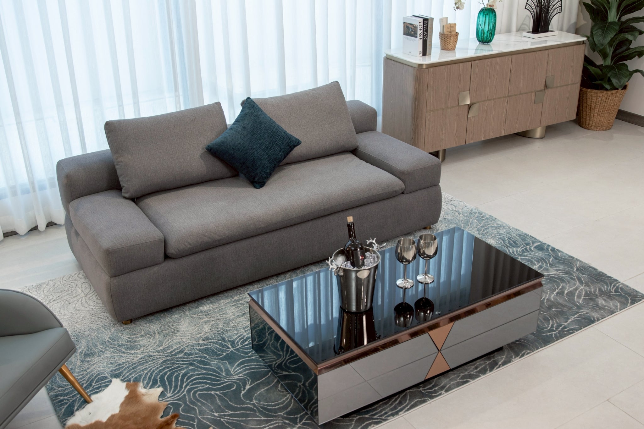 โซฟา modern luxury รุ่น RESTORA