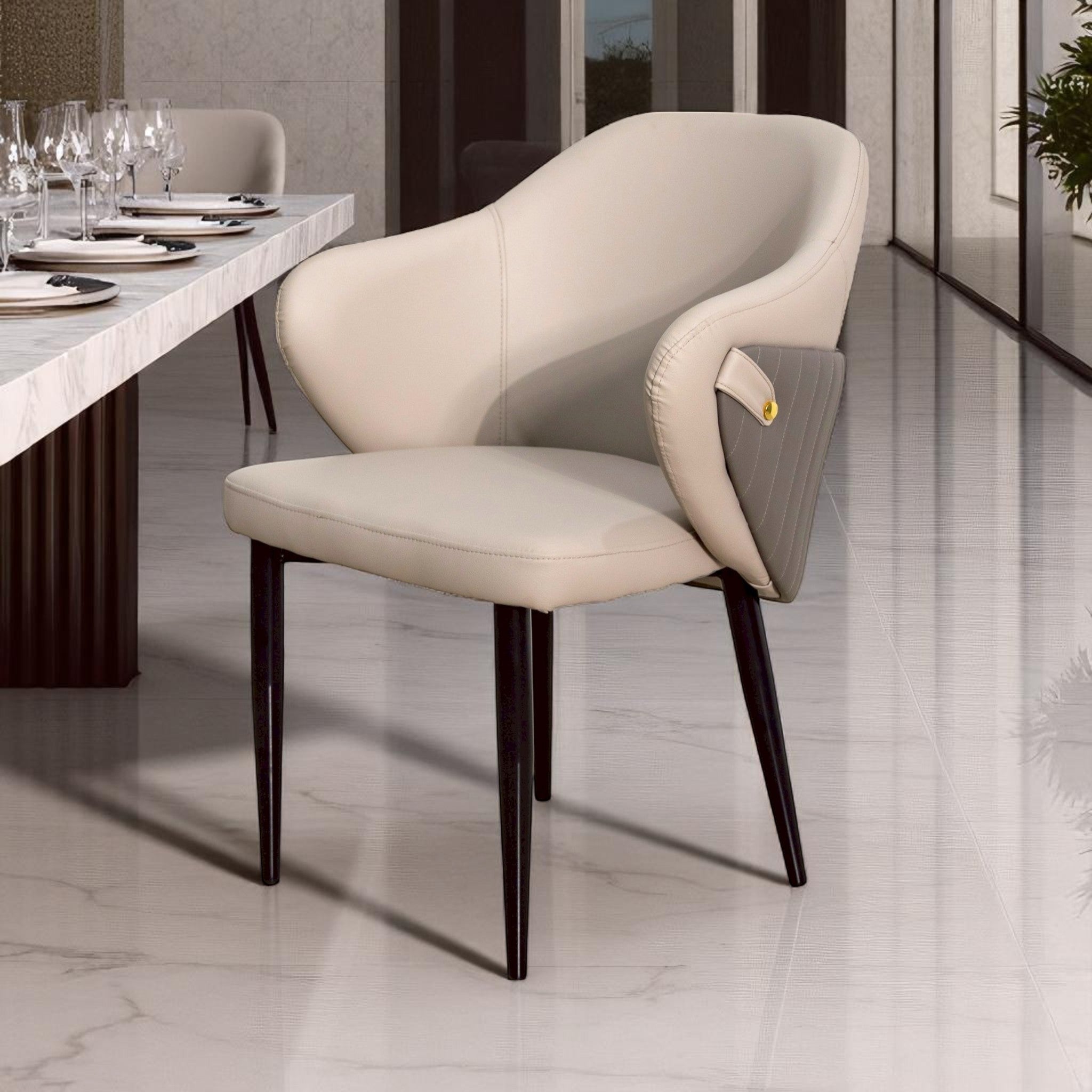 เก้าอี้อาหาร ขาสีดำ รุ่น เมเม MAYMAY