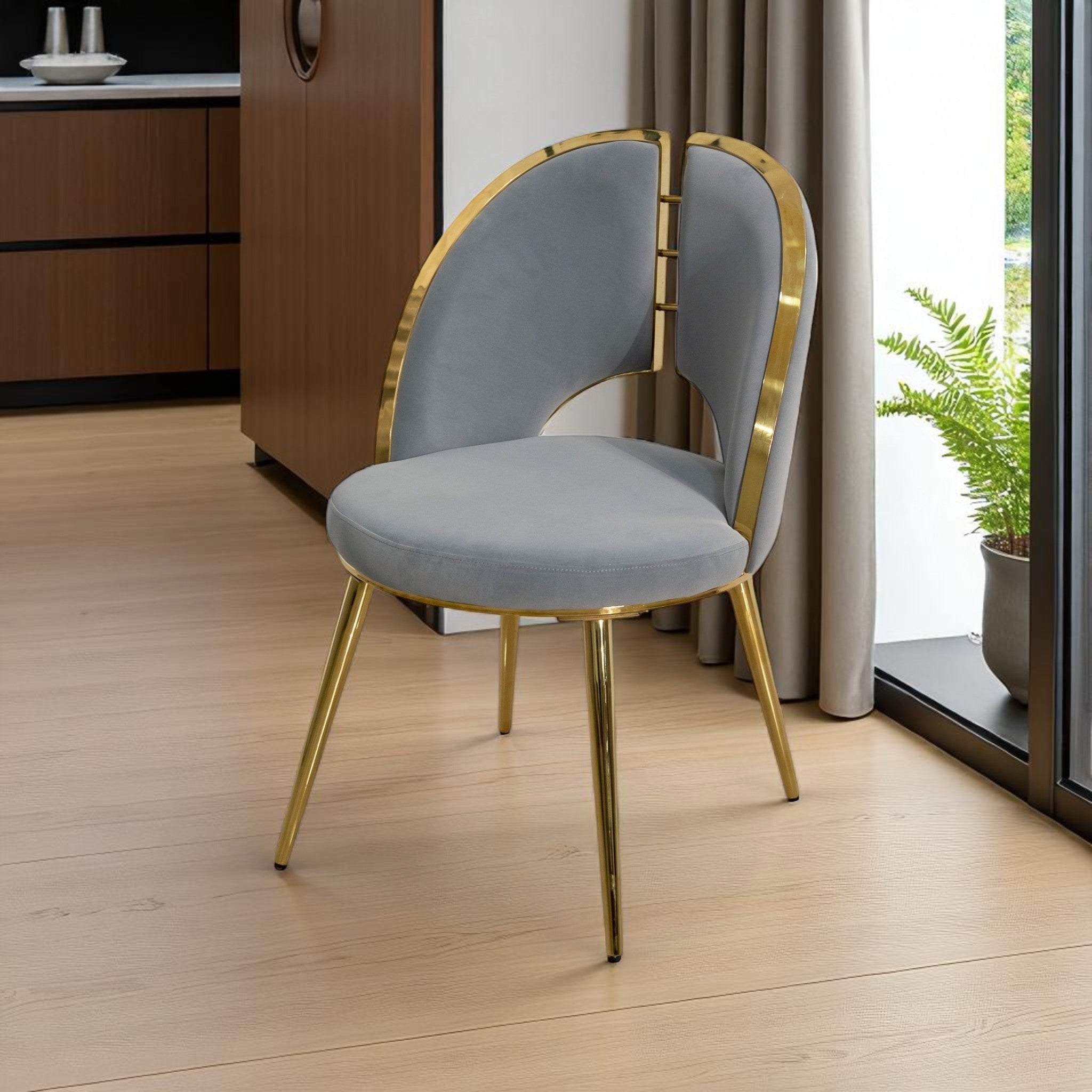 เก้าอี้อาหาร ขาสีทอง รุ่น ไวโอเล็ต Violet