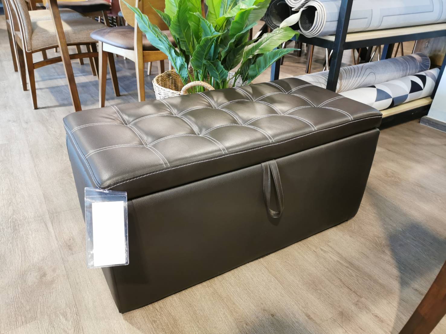 สตูลหนัง 120 ซม. เปิดฝาได้ รุ่น บัตเตอร์ BUTTER