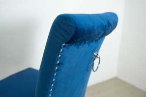 [พร้อมส่ง] เก้าอี้ทานอาหาร  รุ่น วิกตอเรีย เก้าอี้ทานข้าวไม้จริง เบาะหุ้มผ้ากำมะหยี สไตล์ลักซูรี่ ปักหมุดเงินรอบตัว