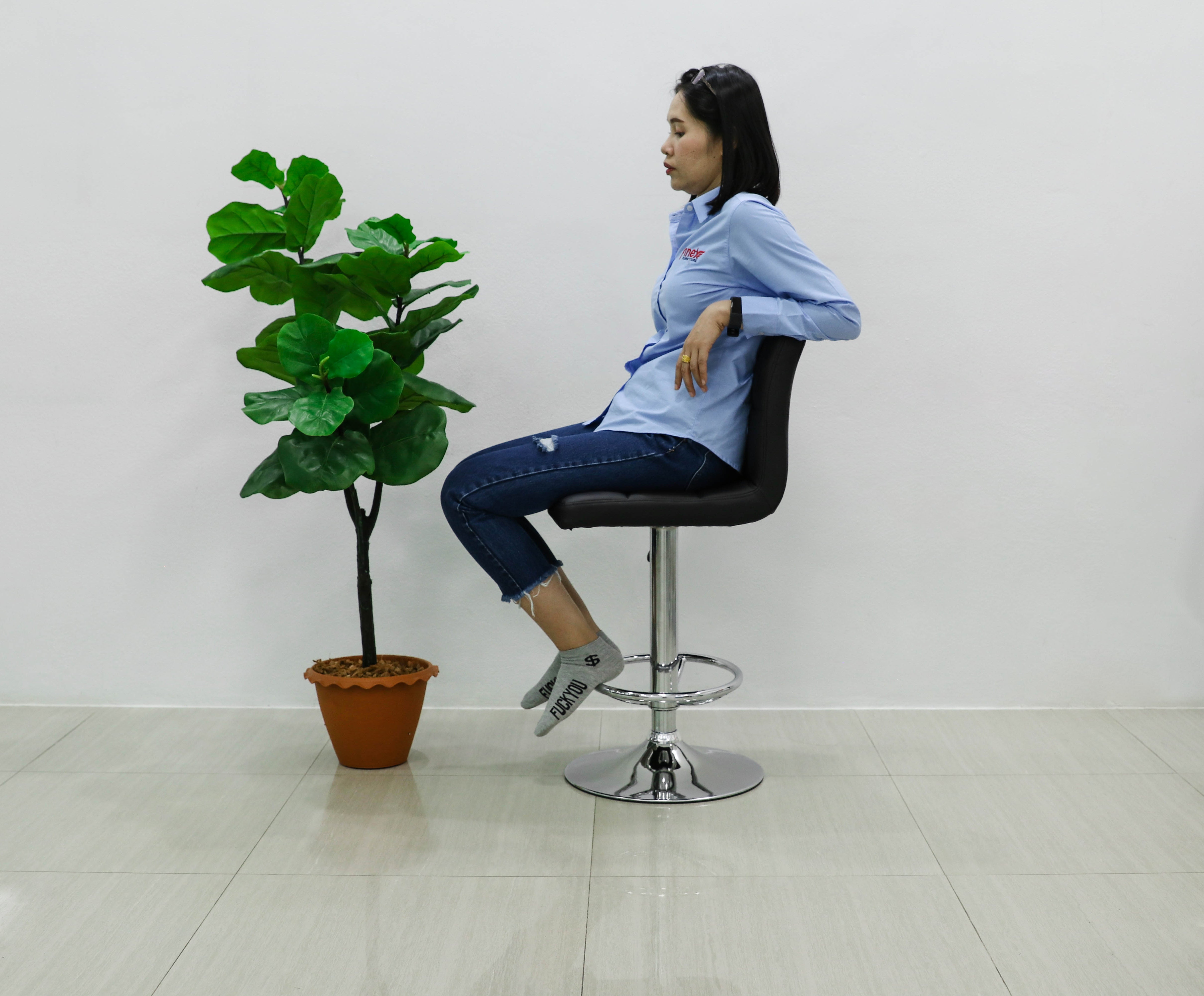 เก้าอี้บาร์ ทรงสูง ปรับระดับได้ หุ้มหนัง PU รุ่น อะตอม "ATOM"