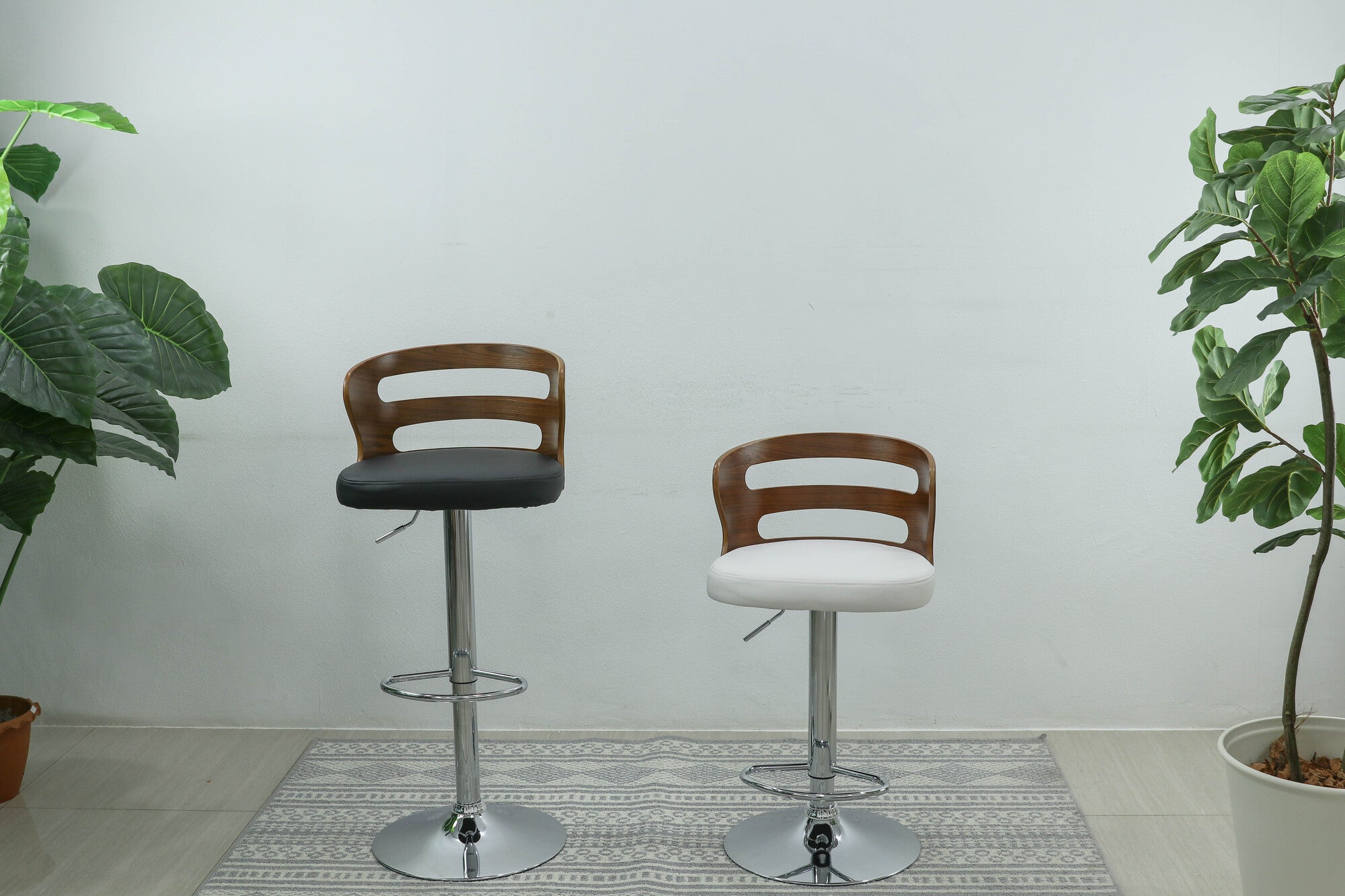 ชุดโต๊ะบาร์ไม้ รุ่น จูดี้ JUDY + อีริค ERICK